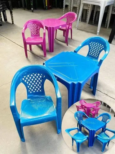 Conjunto Infantil Forte Plast - 1 Mesa e 2 Cadeiras (Novo) - Pronta Entrega