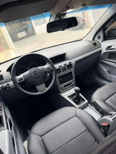Chevrolet Vectra Elegan. 2.0 MPFI 8V Flexpower MEC 2008