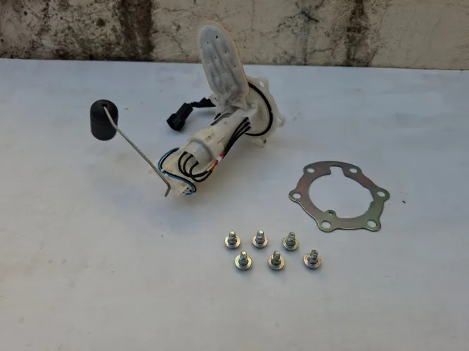 Bomba De Combustivel Triumph Speed 400 Scrambler 400x Original