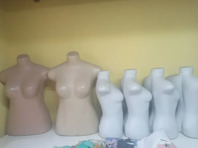 Vendo Manequim
