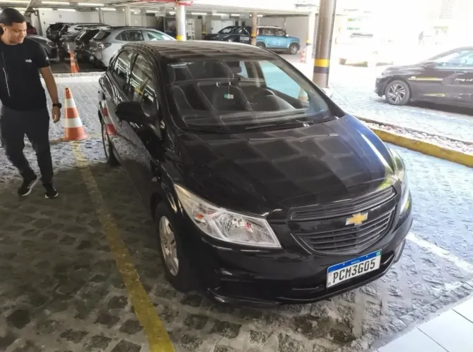 Chevrolet Onix JOY Hatch 1.0 8V Flex Mec. 4P 2017