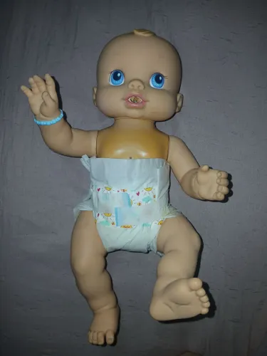 Baby Alive Menino Raro