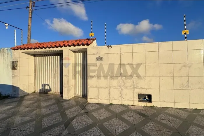 Casa com 4 quartos à venda no bairro do Feitosa!