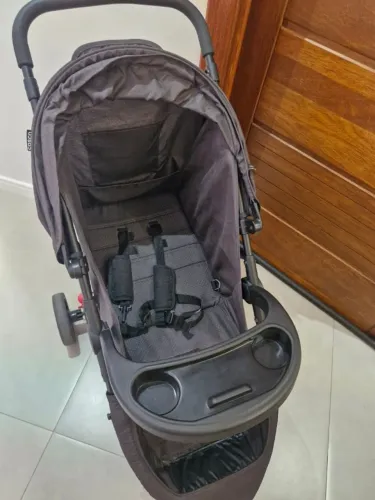 Carrinho de Bebê COSCO