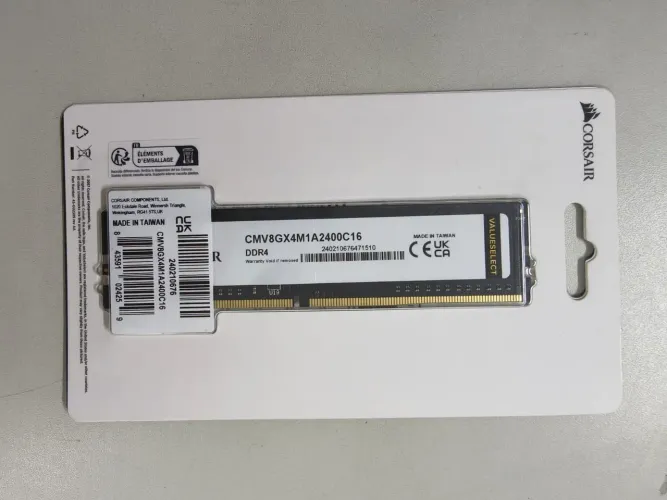 Memória ram DDR4 8gb desktop 2400mhz corsair - lacrada