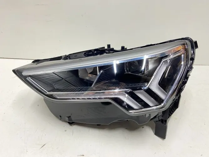 Farol Audi Q3 2020 2021 Com Led Sem Modulos Esquerdo