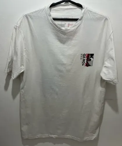 Camiseta Branca Tokyo