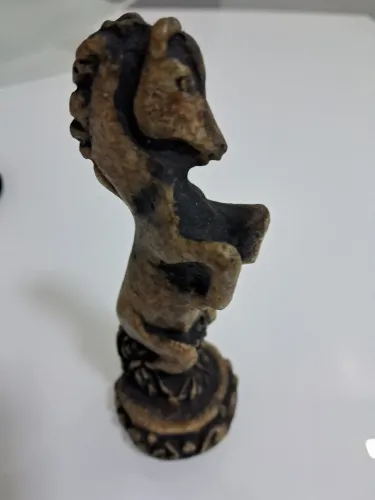 Cavalo de Xadrez em Pedra