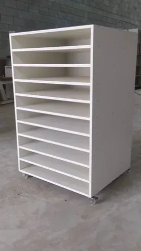 PORTA CARTOLINA COM RODINHAS 