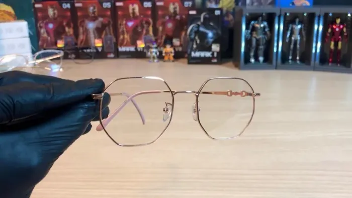 Óculos Dourado com Rosa / Óculos Novo + Lentes com Filtro UV e Luz Azul (sem grau)