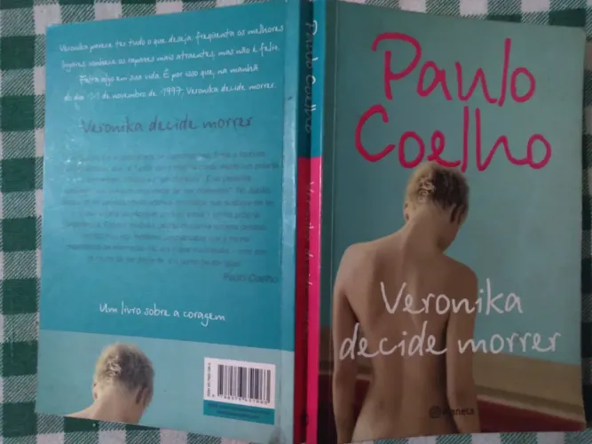 LIVRO VERONIKA DECIDE MORRER - PAULO COELHO