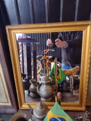 Espelho Moldura Dourada 