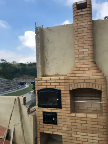 Churrasqueira e forno caipira