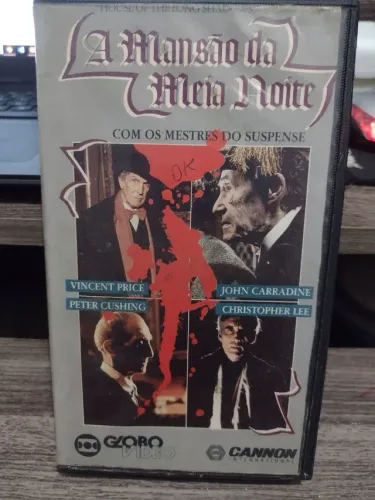 VHS A Mansão da Meia Noite