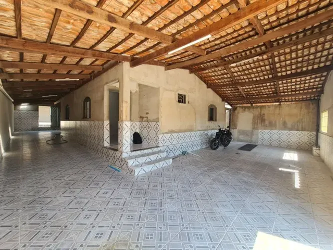 Casa Vila Regina com Galpão