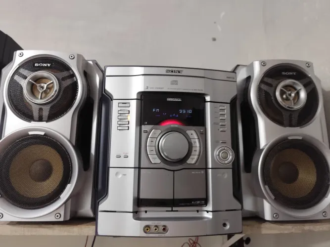 Sony RG-330 (Relíquia)