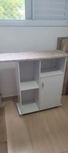 Tábua de passar com nichos