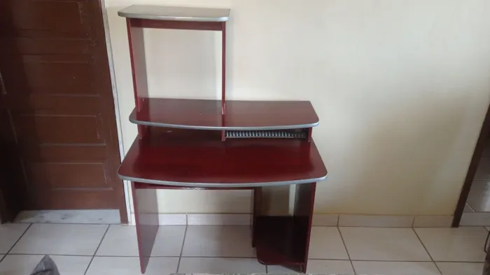 Mesa pra computador