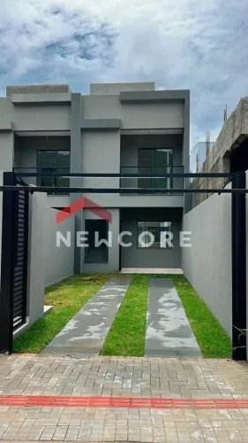 Sobrado em Rua 846 - Alto São Bento - Itapema/SC