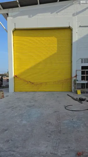 Porta de rolo automática