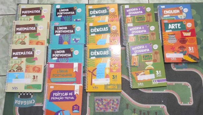 Livros SAS BIÂNGULO 3 e 4 ano Compasso Wizard e Guess What