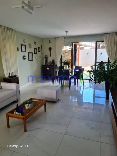 Casa Duplex à Venda  Condomínio Alameda do Sol