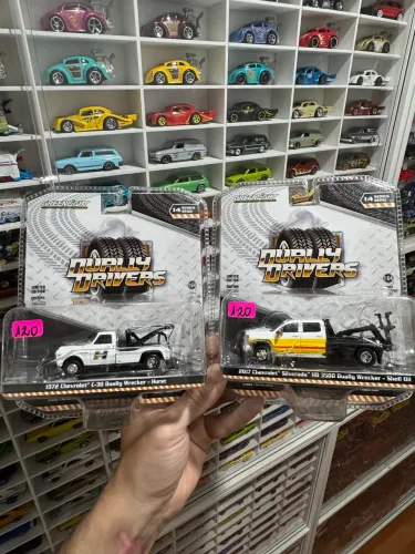 Miniatura Greenlight Dually Drivers Série 14 1/64