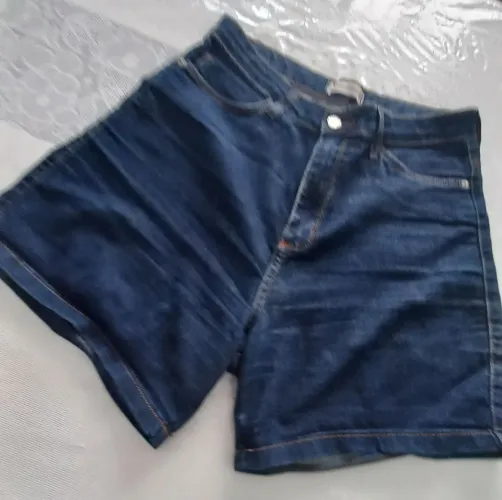 Bermuda feminina azul marinho jeans usada boa condições tamanho 40 73 cm de cin