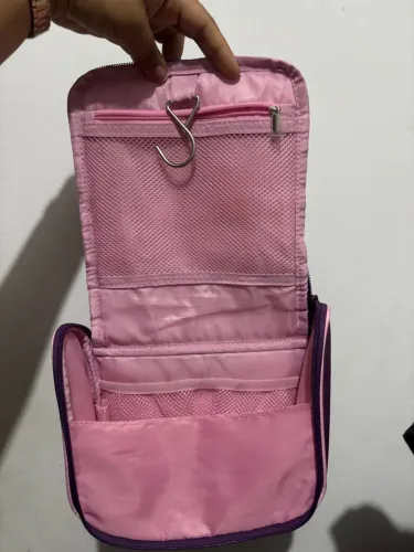 Necessaire de Viagem Rosa com Gancho EUDORA