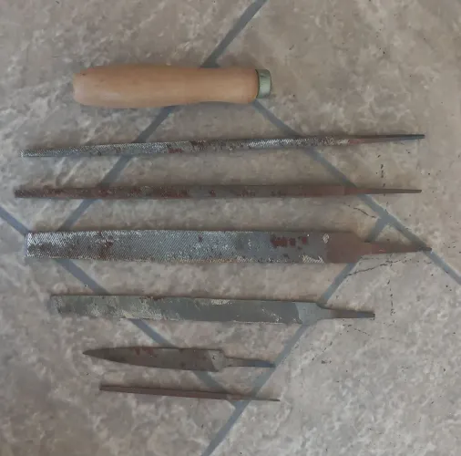 6 limas e 2 cabo madeira
