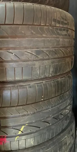 Par de pneus 18 BMW , Audi , Porsche 265/35 R18 semi novos Bridgestone 