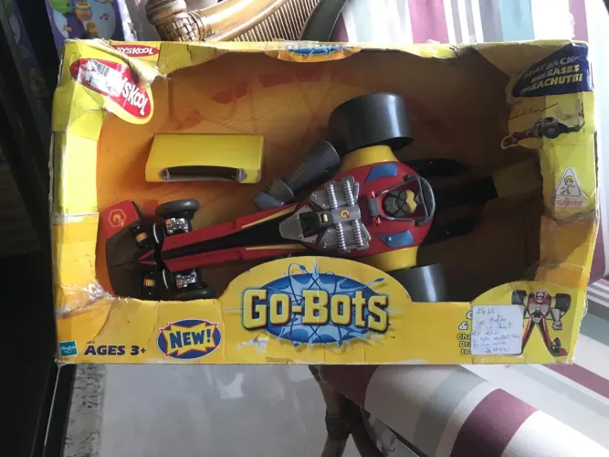 Robô Carro de Brinquedo Transformers