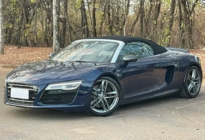 Audi R8 Spyder 5.2 Quattro R-tronic/s-tronic 2014