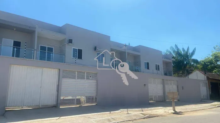 Sobrado com 3 dormitórios para alugar, 98 m² por R$ 2.400,00/mês - Igarapé - Porto Velho/R