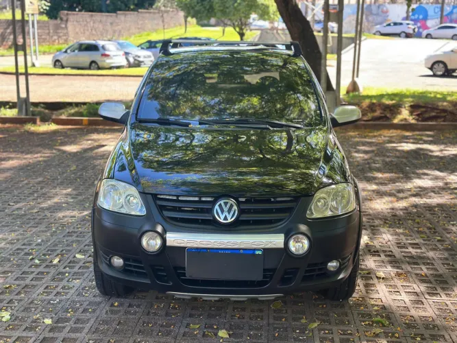 Volkswagen Crossfox 1.6 MI Total Flex 8V 5P 2008