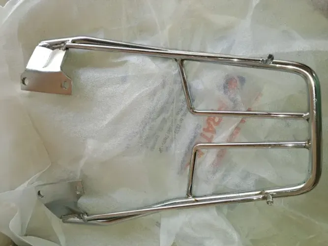 kit 1 alça traseira e 1 churrasqueira - moto