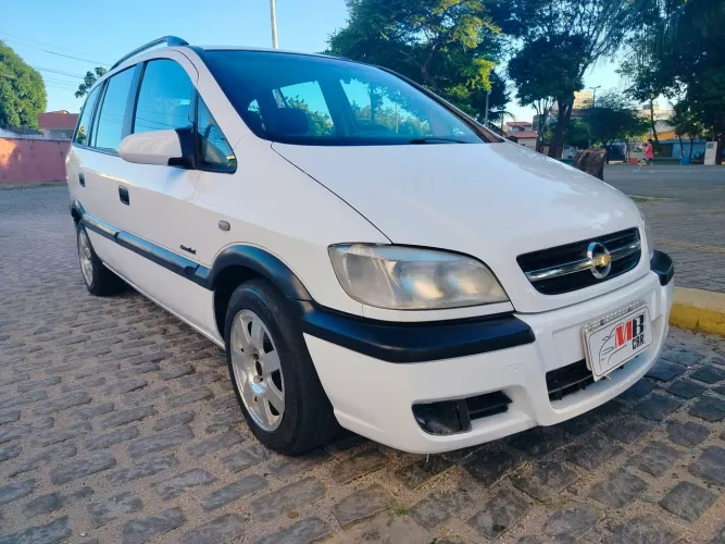 Zafira Comfort 2012 Completo 