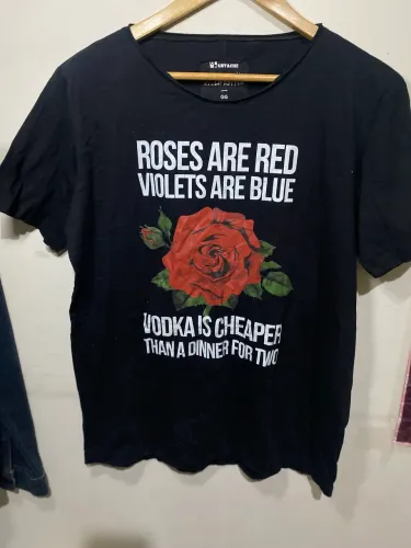 Camiseta vodka is cheaper - GG - la mustache