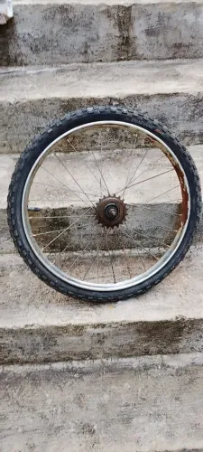 Roda de ferro Monareta aro 20
