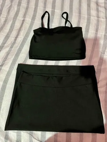 Conjunto de cropped e saia preto TAM M (NOVO) 