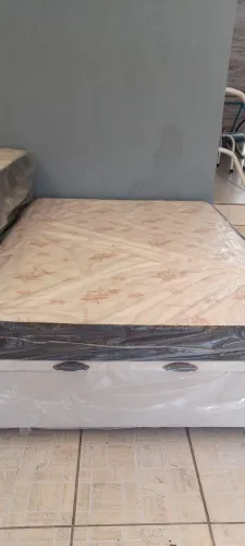 Cama box baú casal com colchão densidade 26