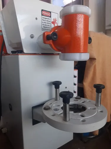 Máquina de fazer salgados 