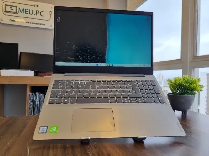 Notebook Lenovo IdeaPad S145 - Intel Core i7 8ª Geração | 8GB DDR4 | 15,4" Nvidia GeForce 