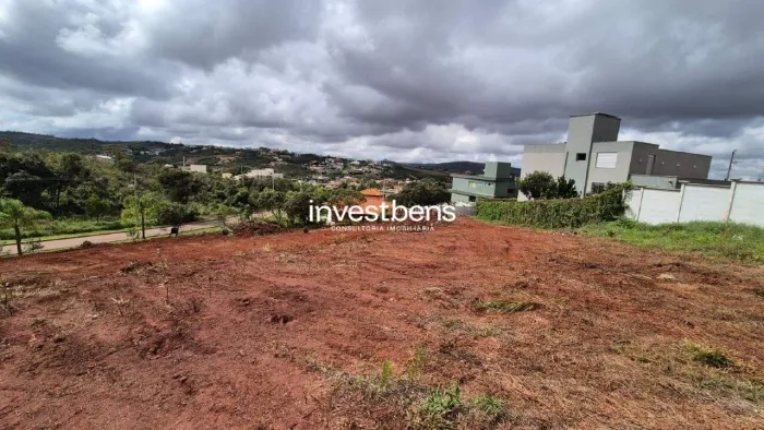 Lote com 975m² à venda no Bairro Ville Des Lacs, Nova Lima, MG