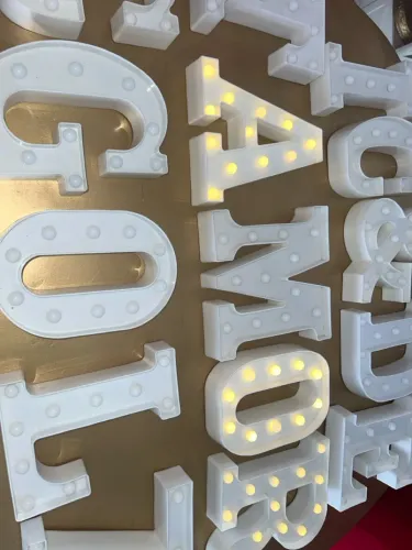 Letras Luminosas Decorativas - AMOR