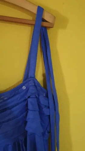 Vestido com amarração 