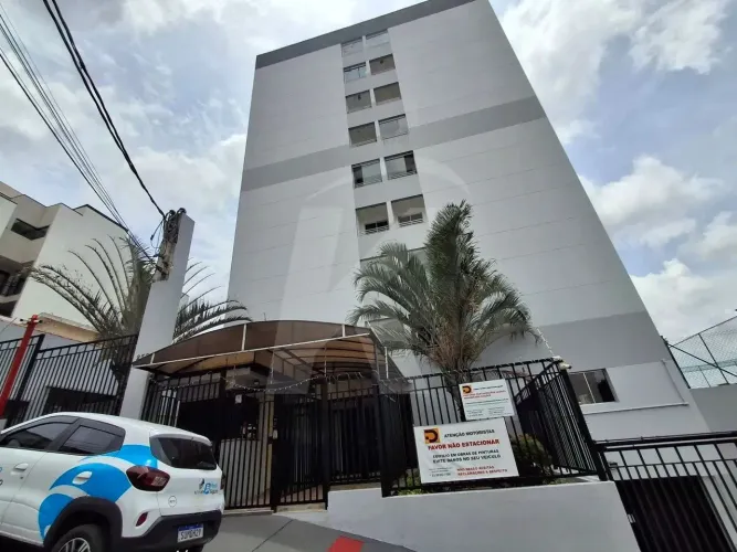 Apartamento com 2 quartos, sala, cozinha, banheiro, área de serviço, 2 vagas perto do metr