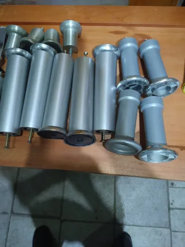 Pe para armário