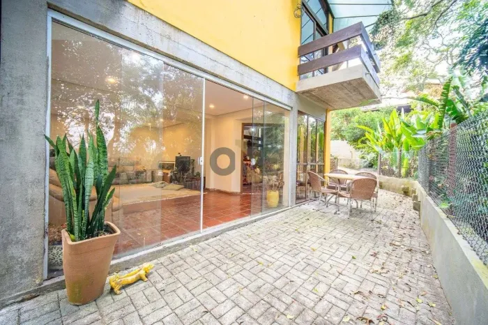 Casa com 2 dormitórios, para venda ou locação - Granja Viana - Cotia - SP