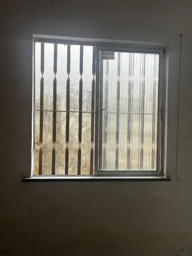 2 janelas de alumínio vidro de correr